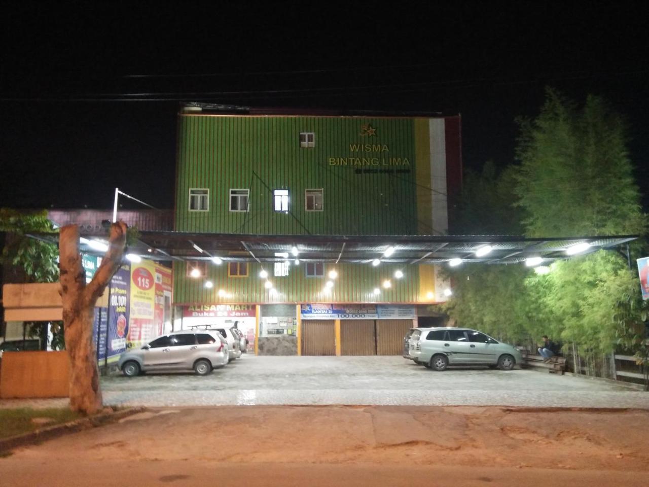 Wisma Bintang Lima Ξενοδοχείο Pekanbaru Εξωτερικό φωτογραφία